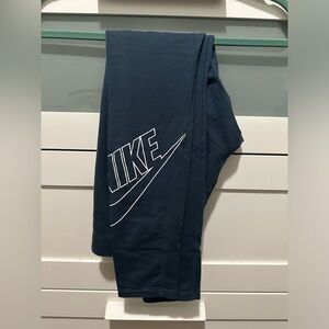 Nike leggings